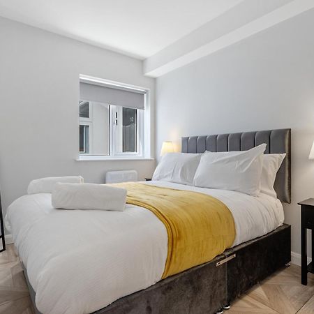 Modern Apartment Free Off Road Parking 2X Double Rooms Suite 11 นอตติงแฮม ภายนอก รูปภาพ